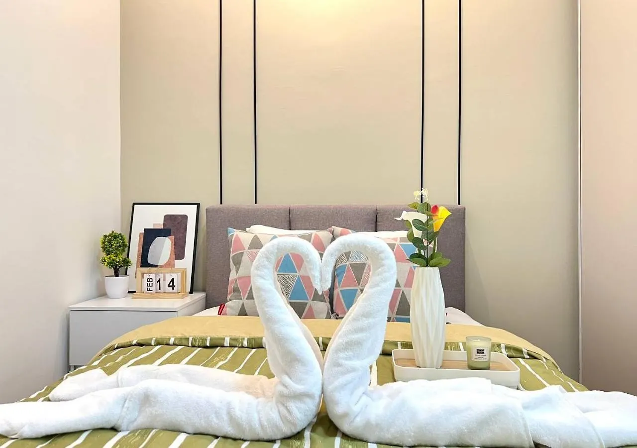 3Br / 9 Pax / Sunway Velocity / Mrt / Lrt Apartment Kuala Lumpur
