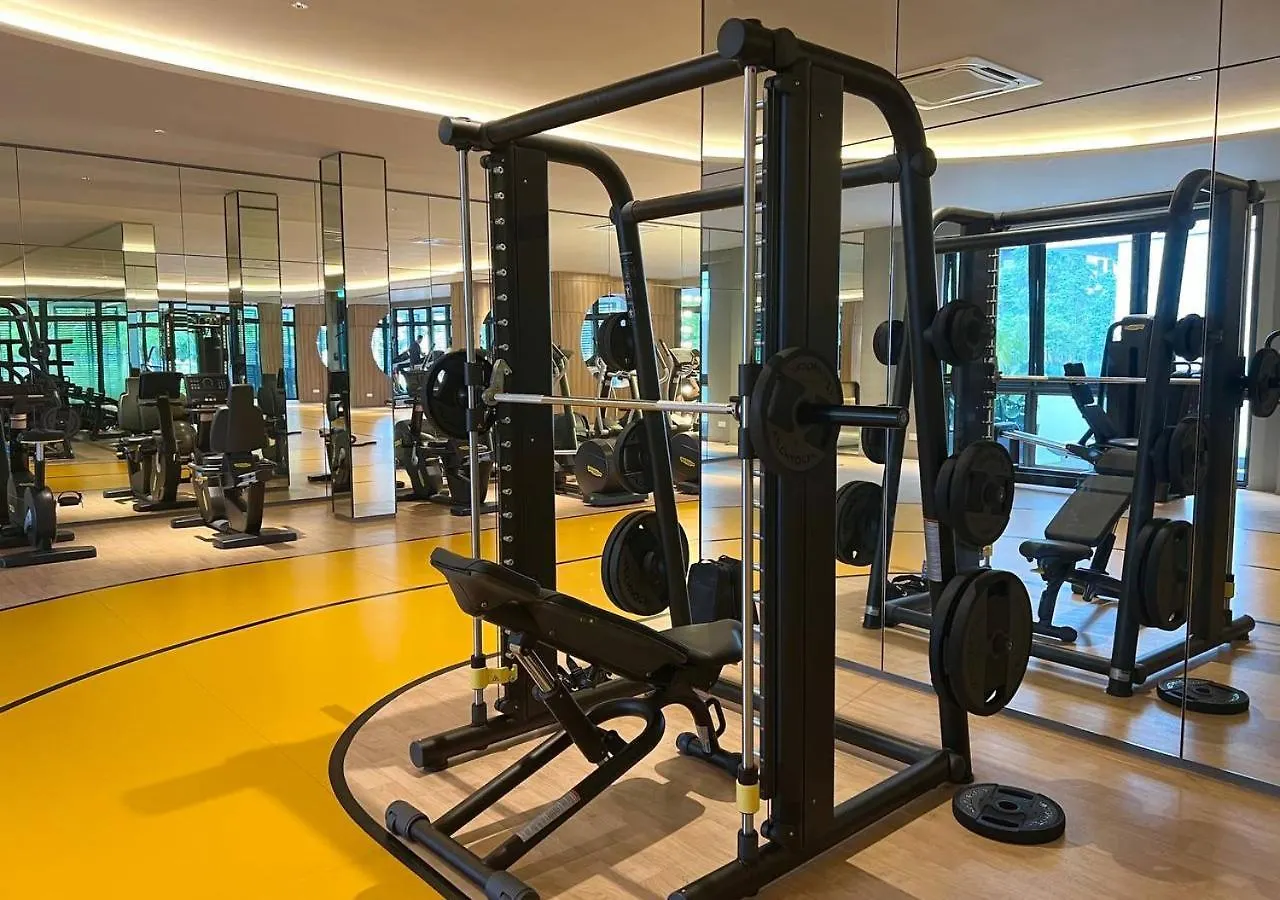 3Br / 9 Pax / Sunway Velocity / Mrt / Lrt Apartment Kuala Lumpur