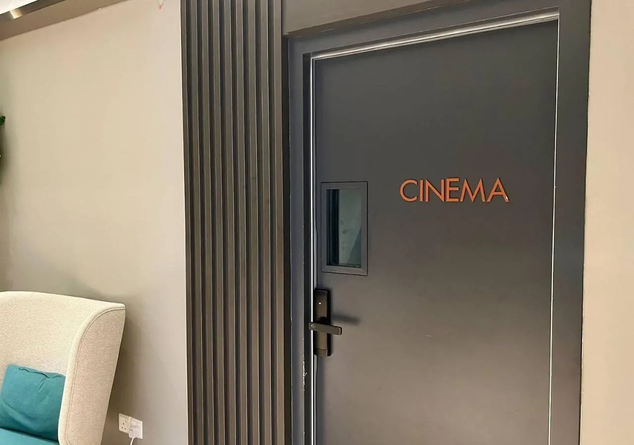 3Br / 9 Pax / Sunway Velocity / Mrt / Lrt Apartment Kuala Lumpur
